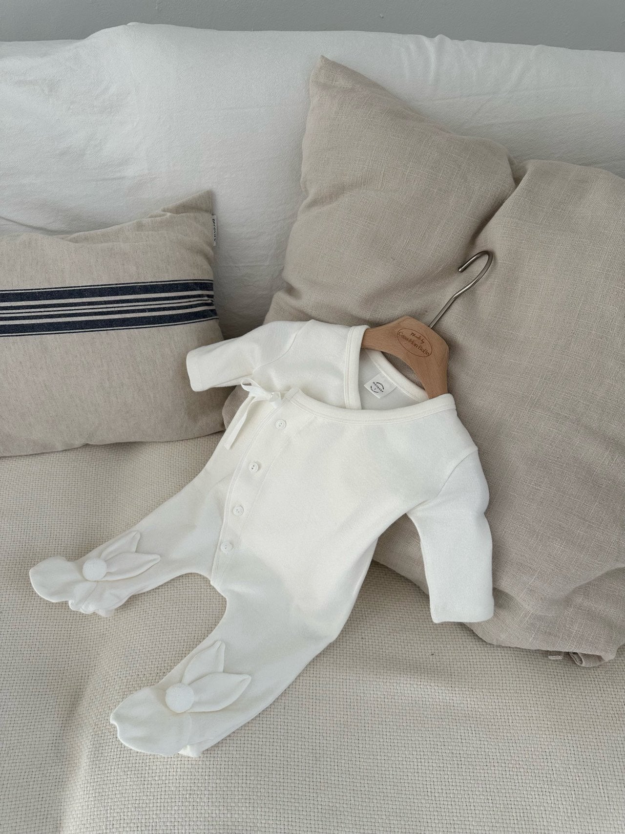 ［monbebe］Bunny toe suit