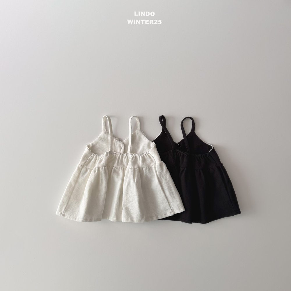 ［LINDO］Flutter ribbon blouse