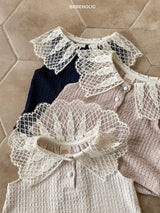 ［bebe holic］Puppy lace collar tops