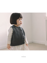 ［MELMEL］Knit vest