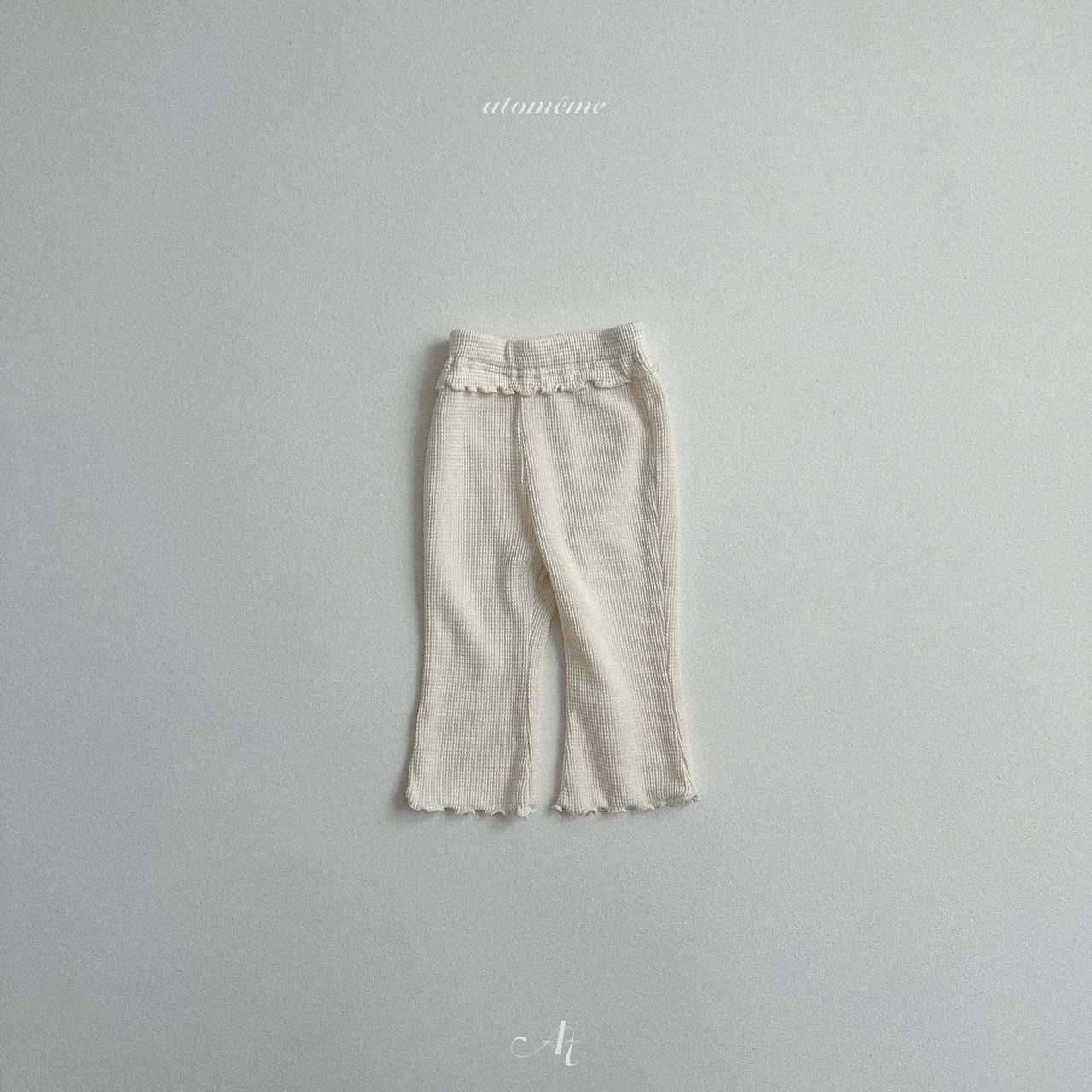 [atomeme] Shue pants