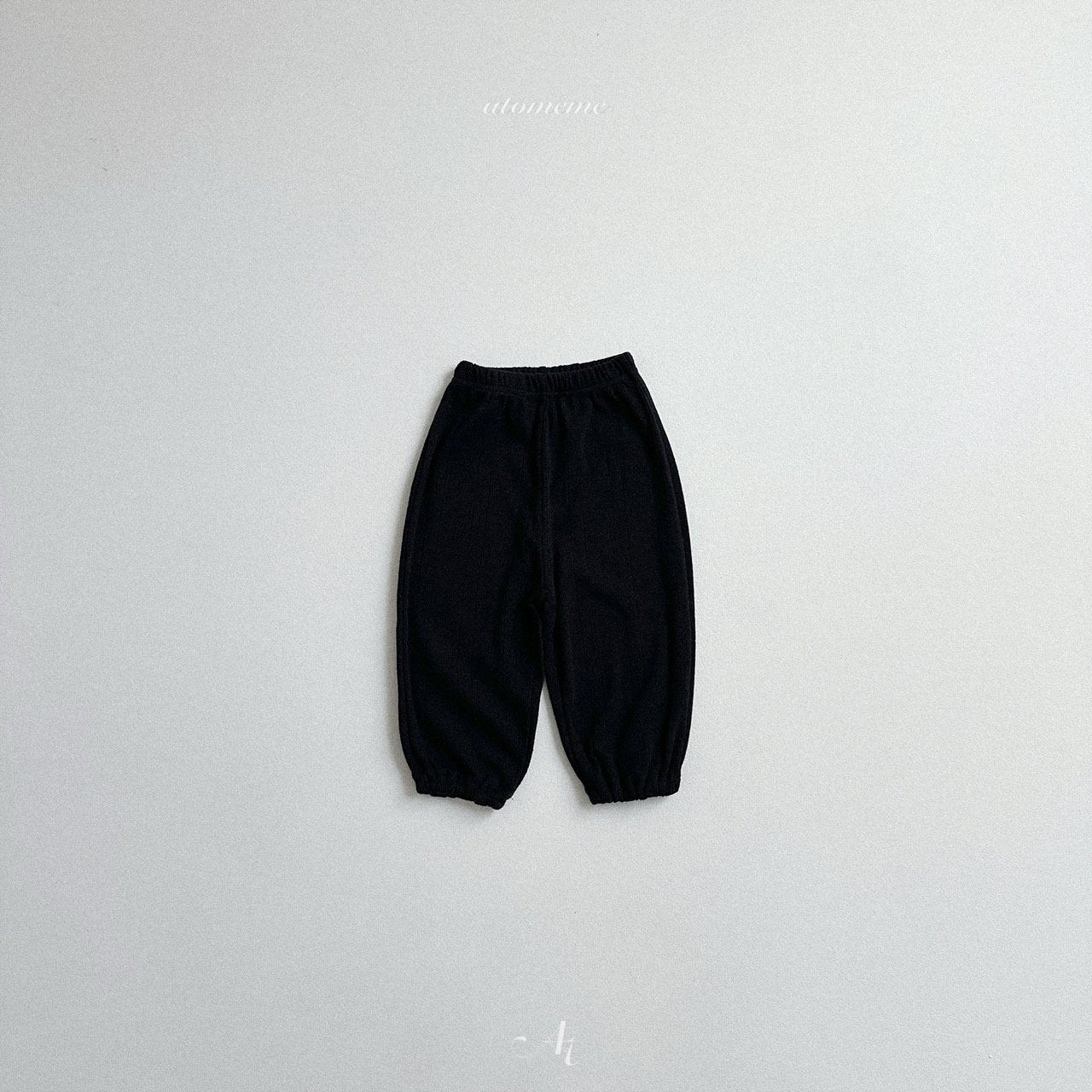 [atomeme] Oh eyelet pants