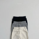 [atomeme] Shue pants
