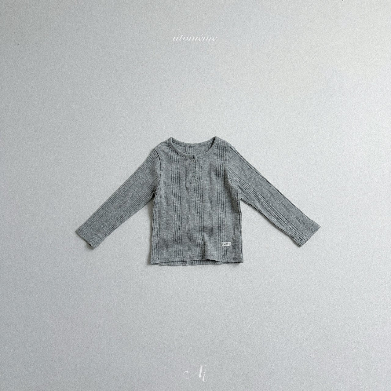 [atomeme] Creme ribbed tee