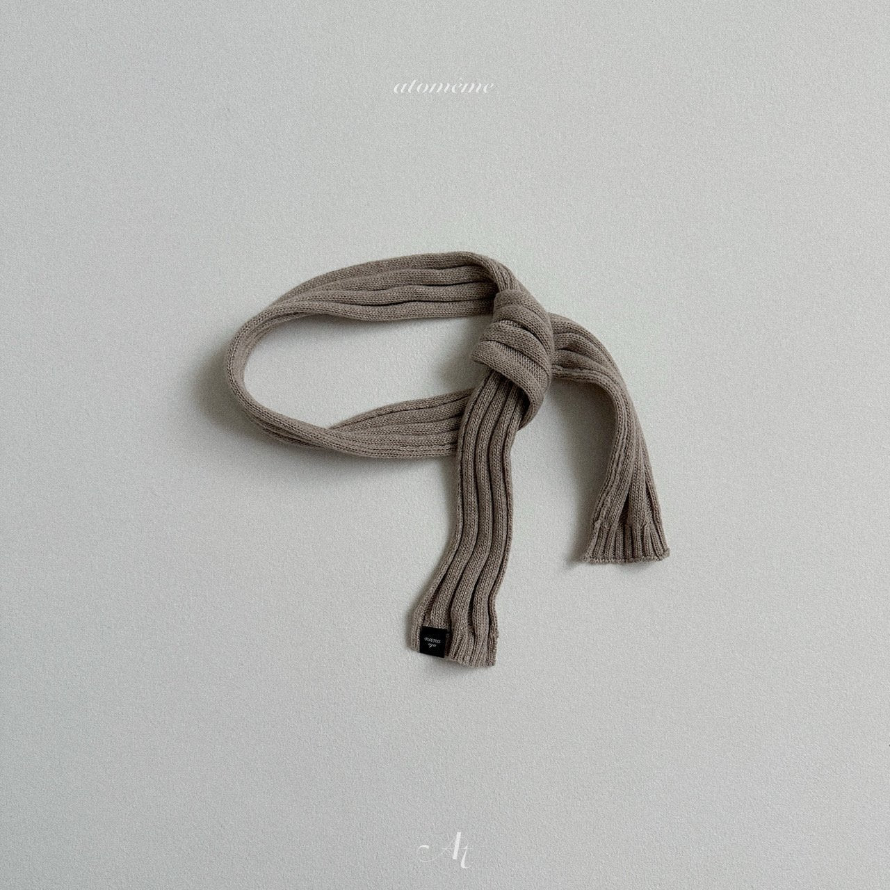 [atomeme] Almond knit muffler