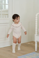 ［bebenine］Shirring Ribbed Suit