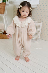 ［bebenine］Claire Frill Suit