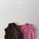 ［LINDO］Dot vest