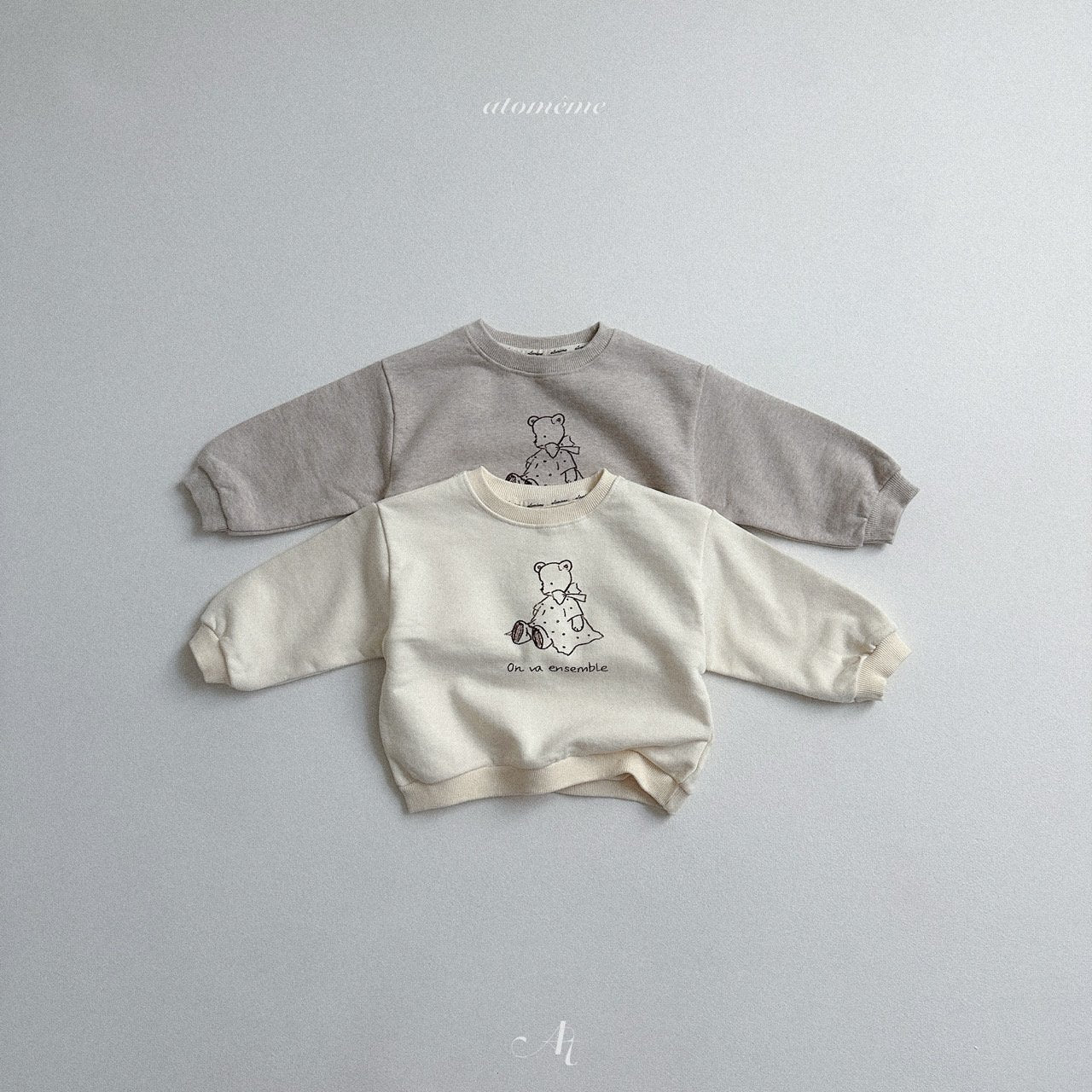 [atomeme] Enni sweatshirt