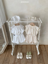 ［bebe holic］Prim sleeveless blouse