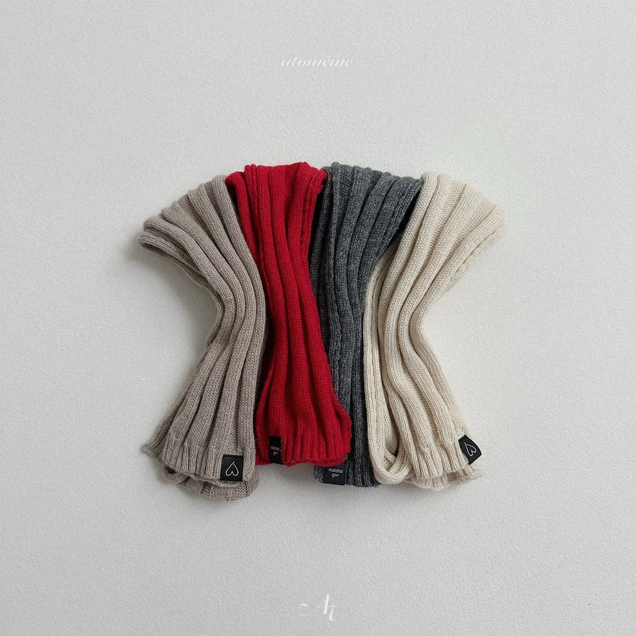 [atomeme] Almond knit muffler