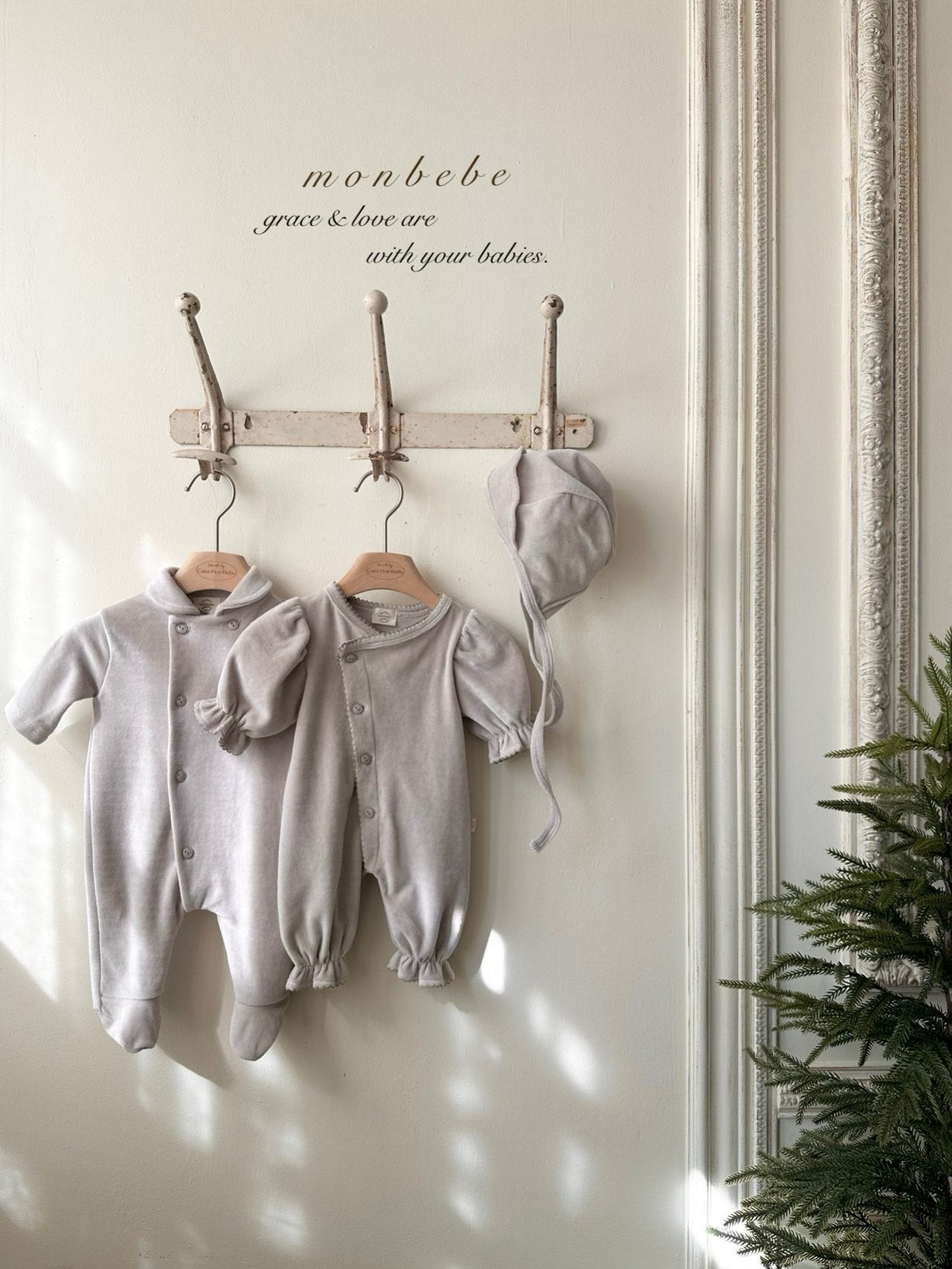 ［monbebe］Loyal rompers