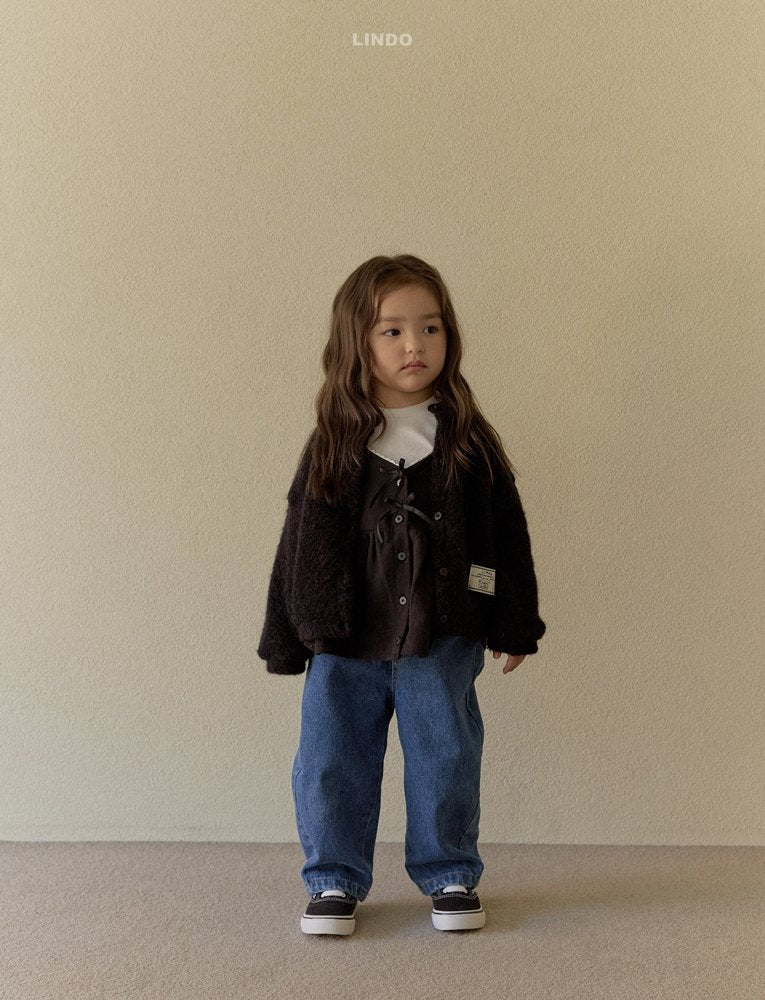 ［LINDO］Flutter ribbon blouse