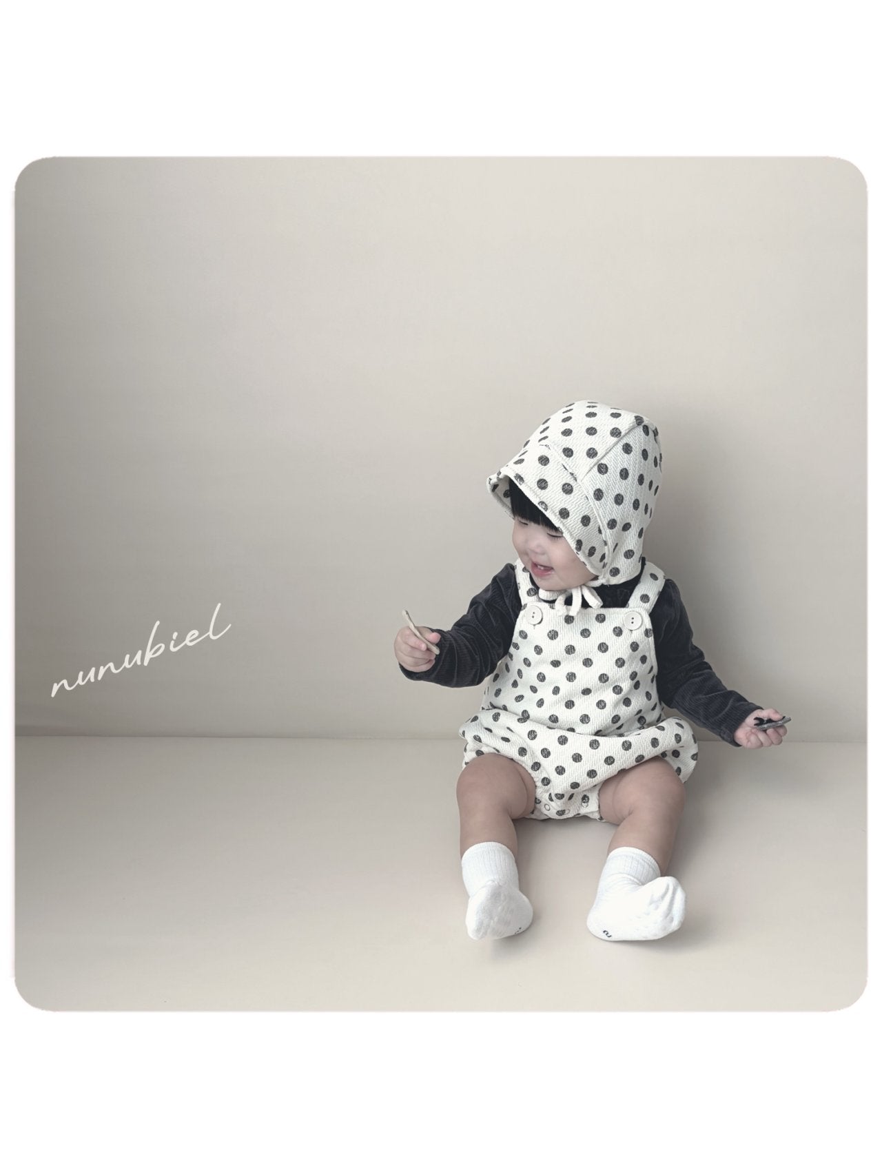 ［nunubiel］Dot rompers & bonnet