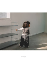 ［MELMEL］Loose fit denim pants