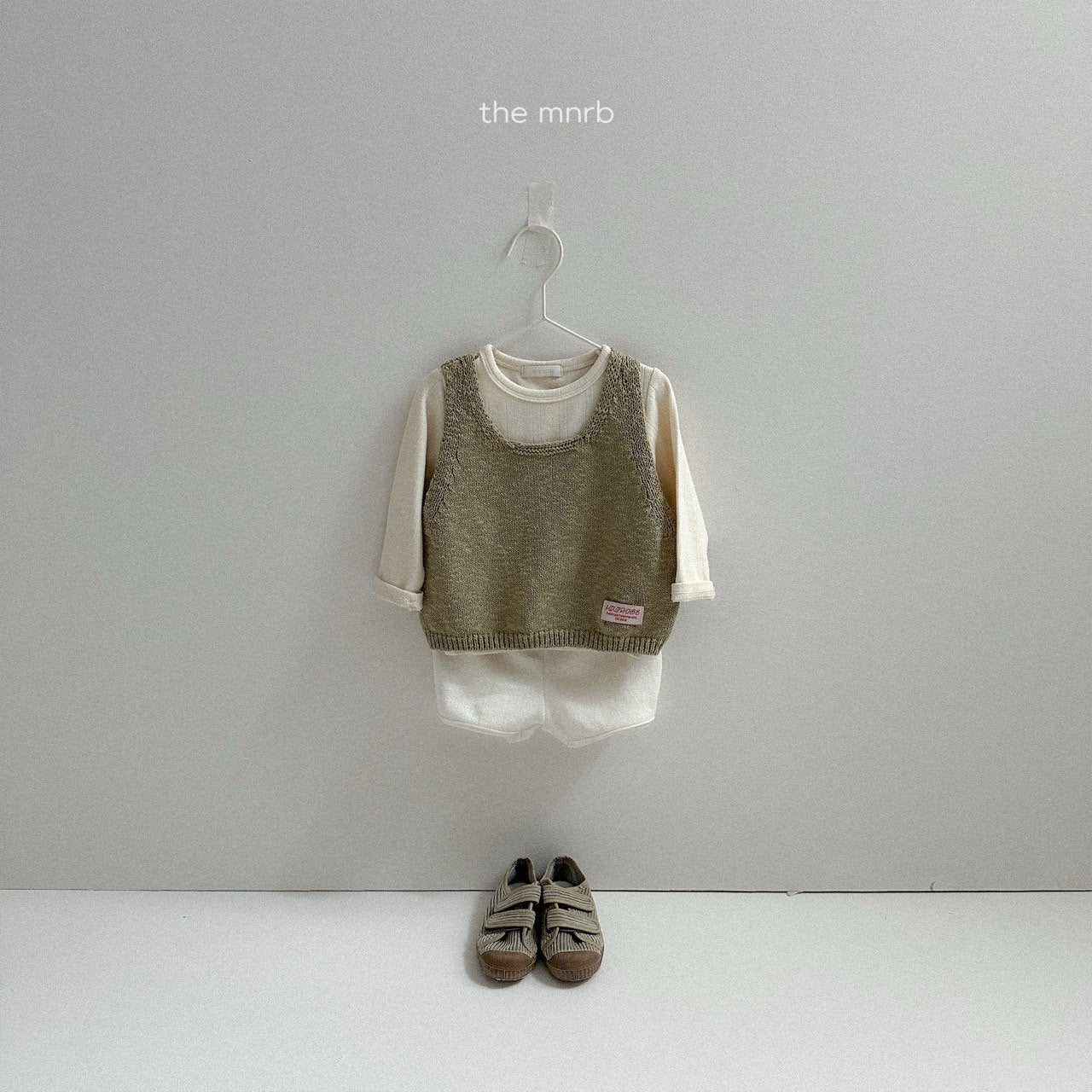 [minirobe] Eyelet round tee