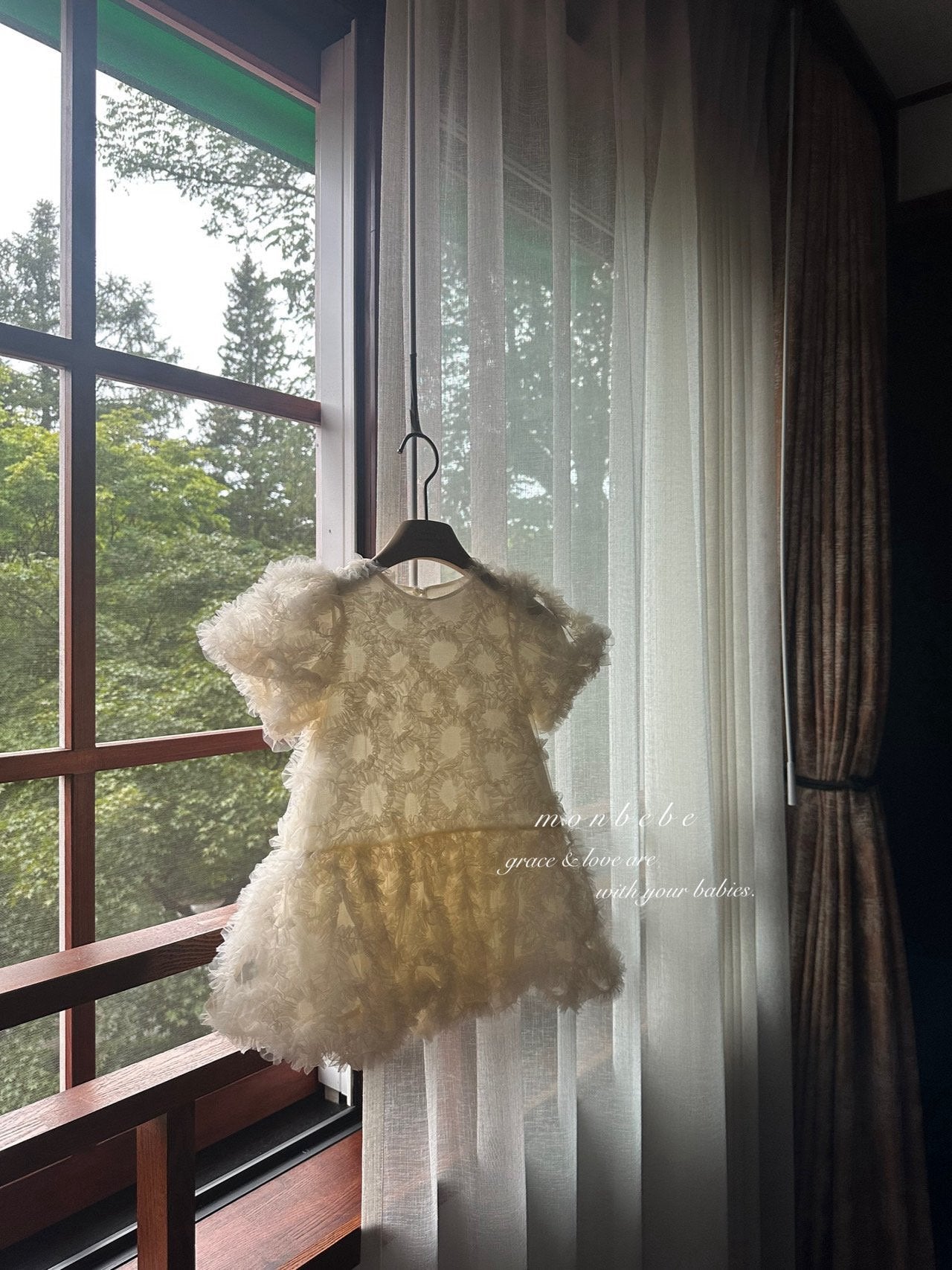 ［monbebe］Blanc shasha one-piece