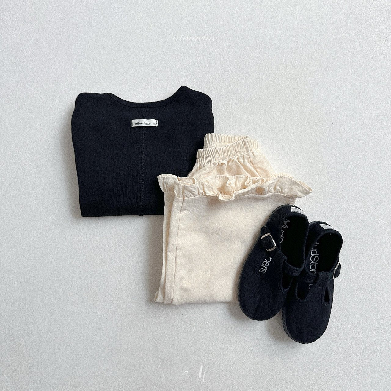 [atomeme] Issac tee