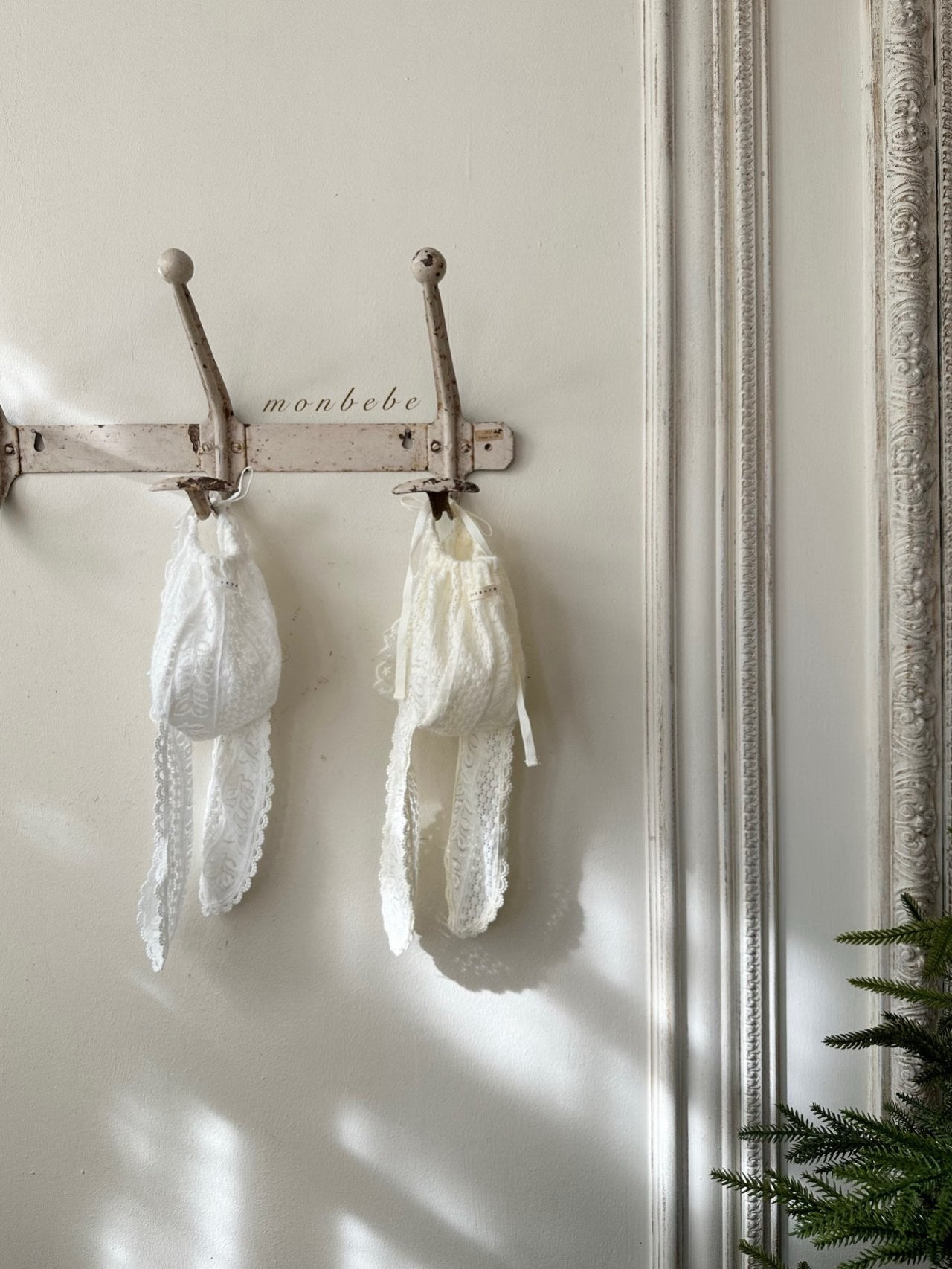 ［monbebe］Winter bunny lace bonnet