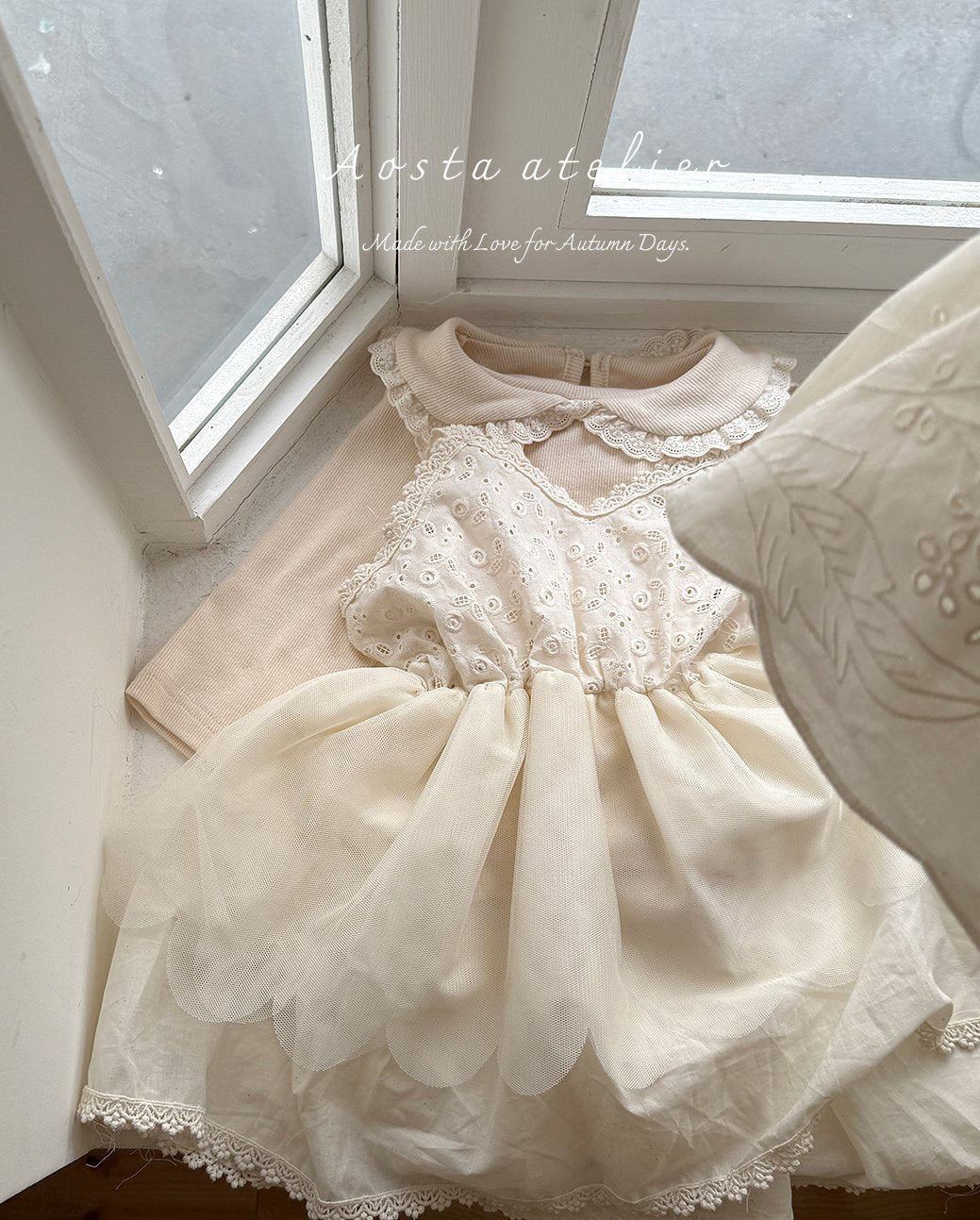 ［Aosta］Lace tulip one-piece