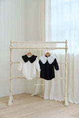 ［bebenine］Frillin Suit