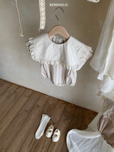 ［bebe holic］Frill collar stripe rompers