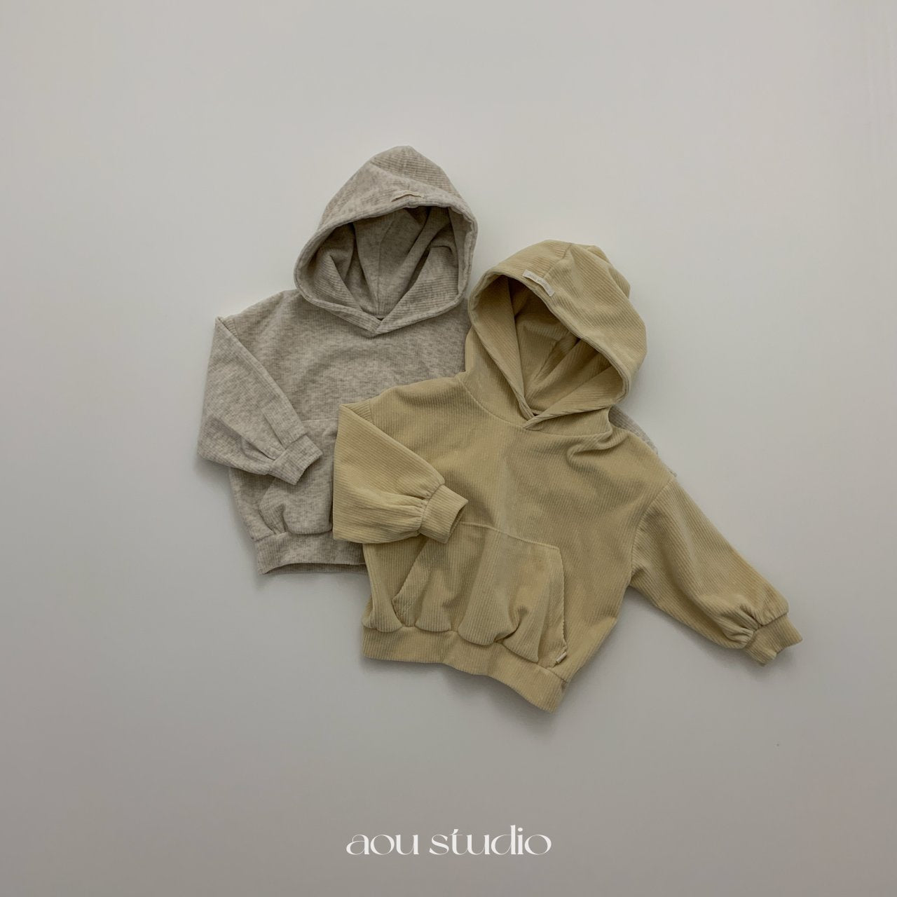 ［aou studio］Cream hoodie