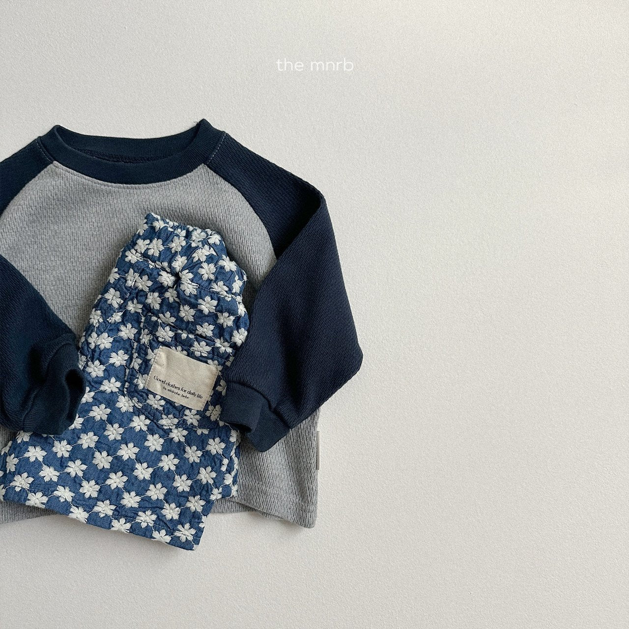 [minirobe] Flower denim short pants