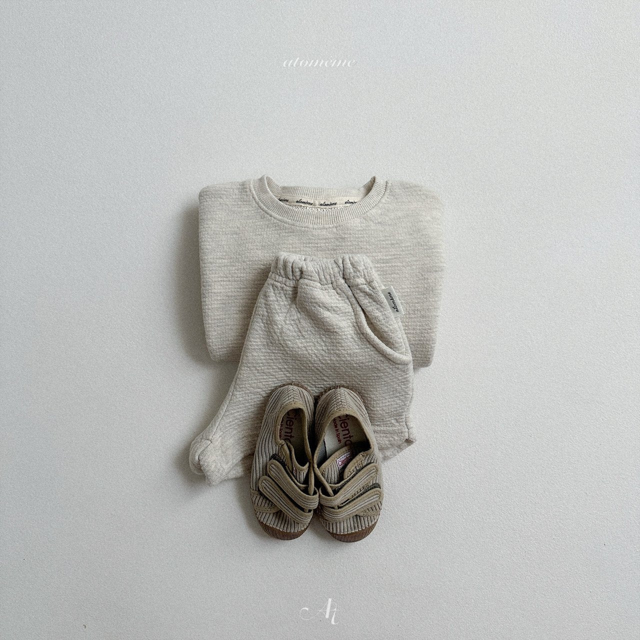 [atomeme] Minimal pants