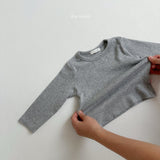 [minirobe] Eyelet round tee