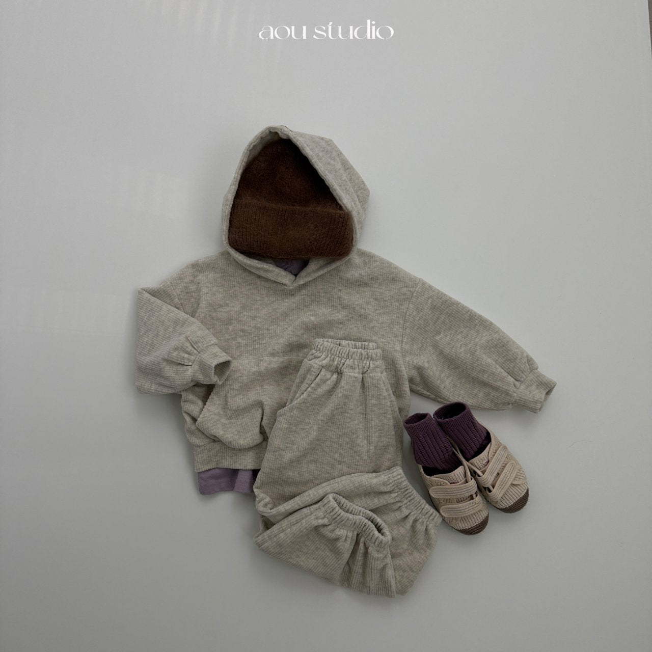 ［aou studio］Cream hoodie