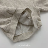 ［aou studio］Cream hoodie
