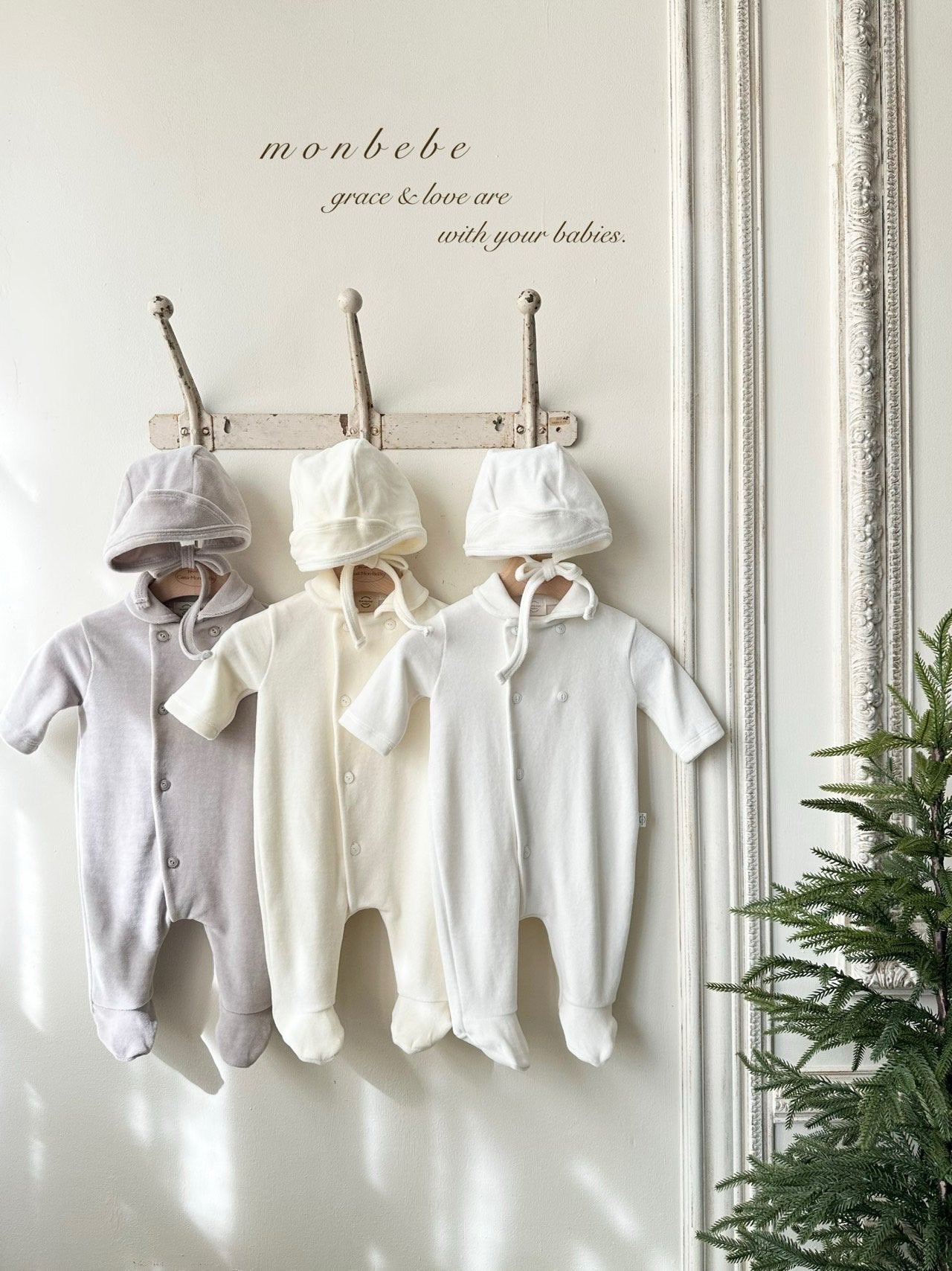 ［monbebe］Loyal rompers