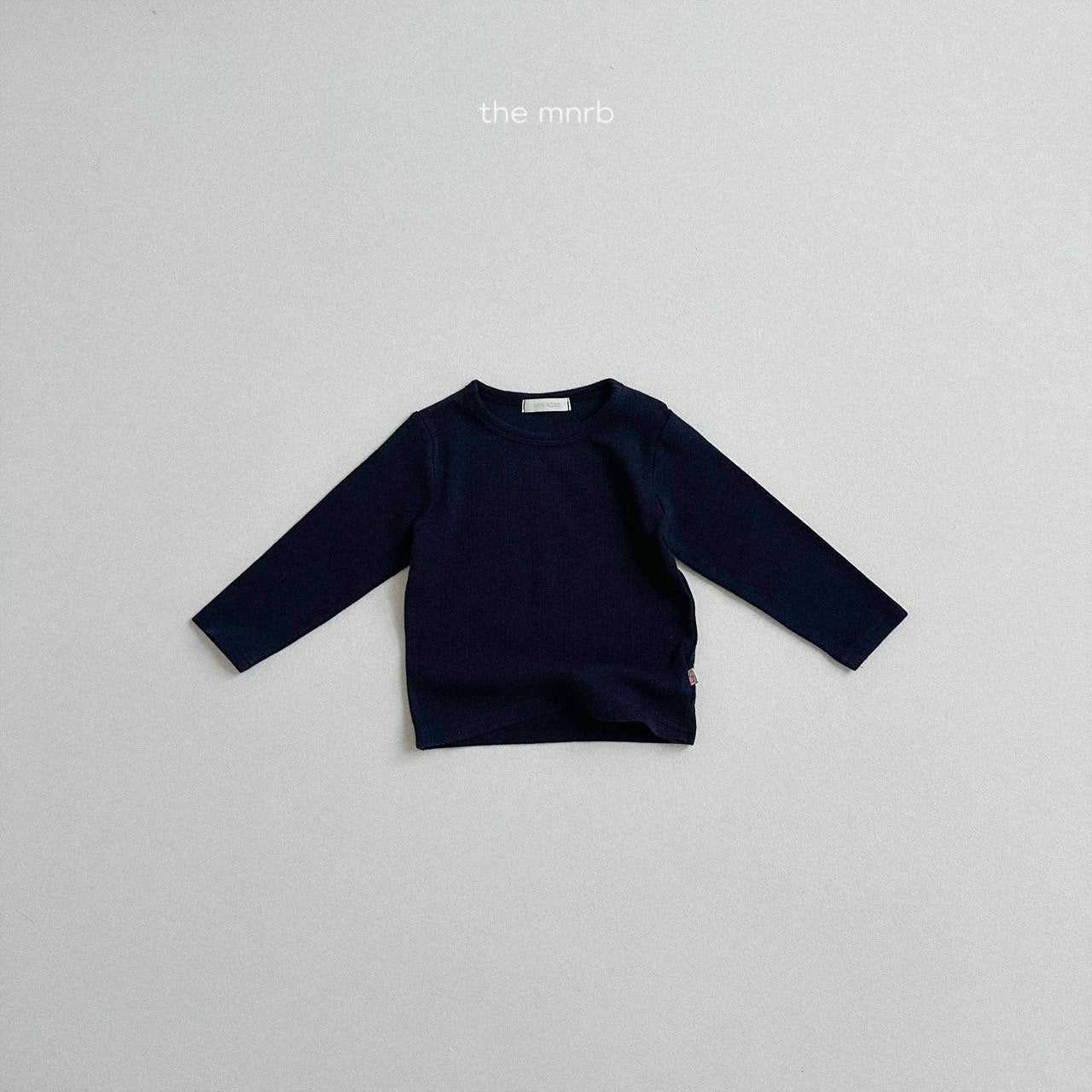 [minirobe] Eyelet round tee