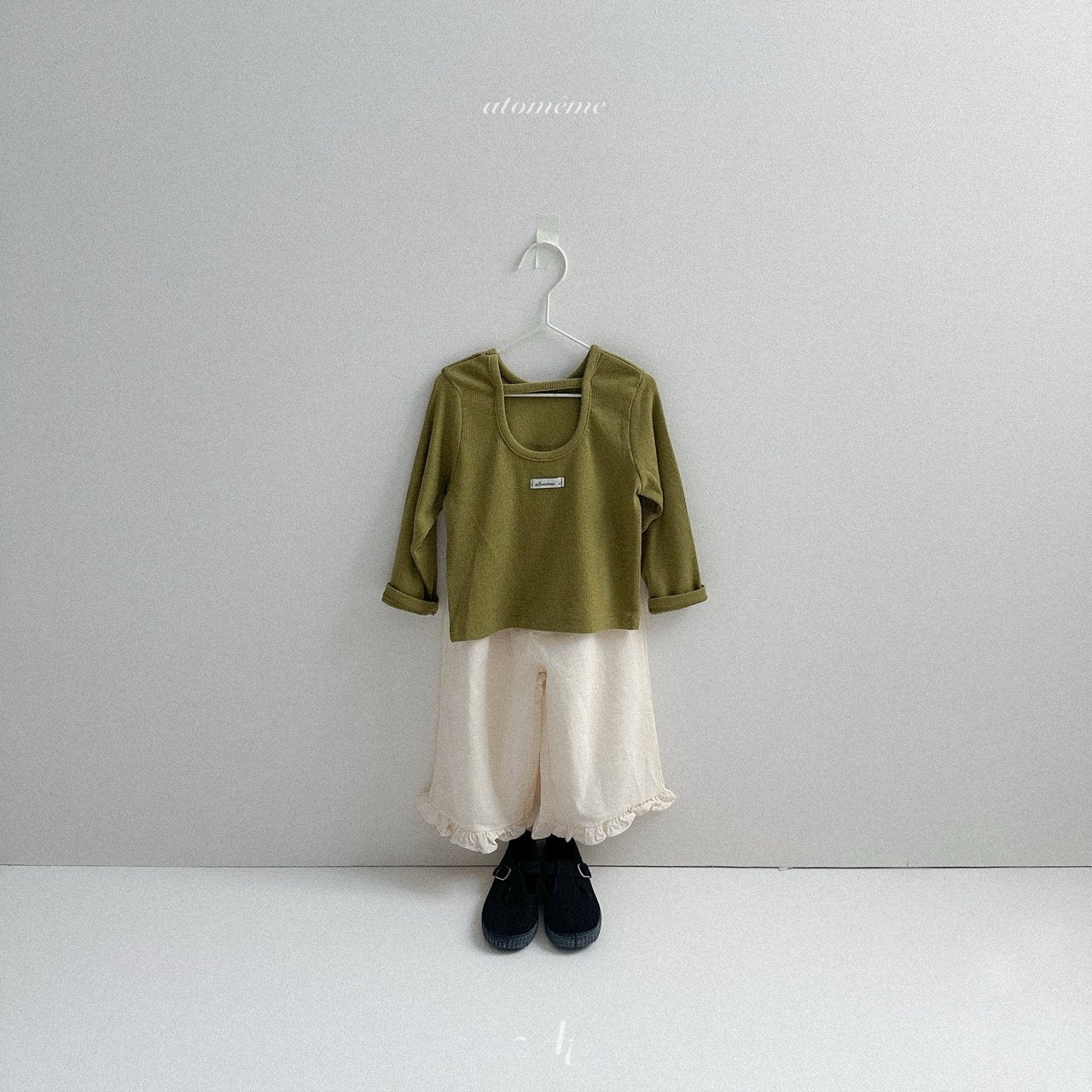 [atomeme] Beni ribbed tee