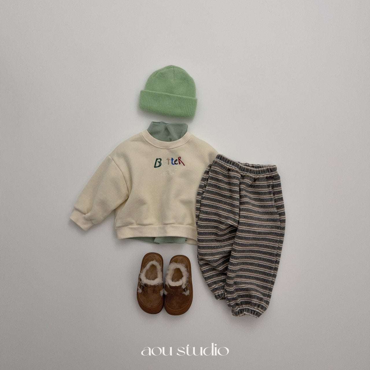 ［aou studio］Cookie stripe jogger