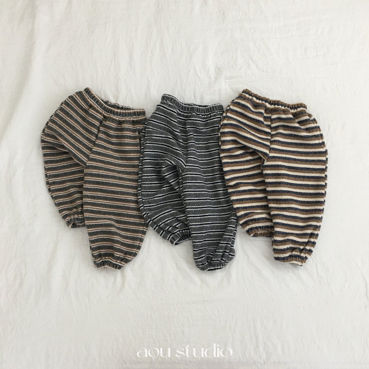 ［aou studio］Cookie stripe jogger