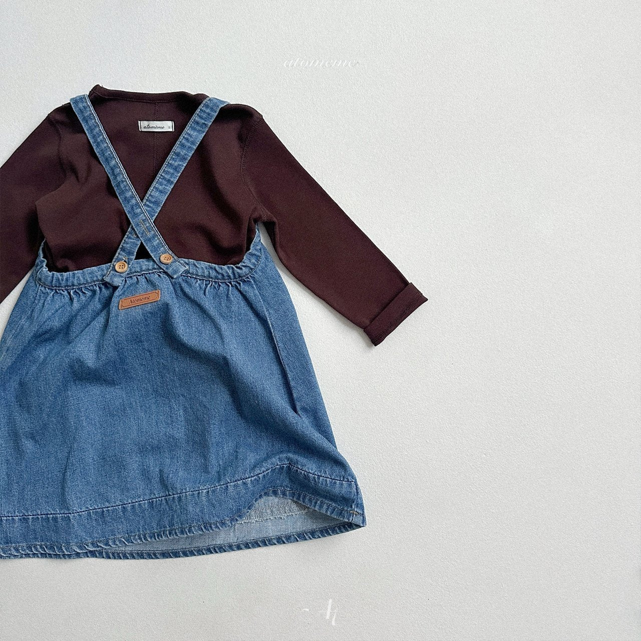 [atomeme] Issac tee