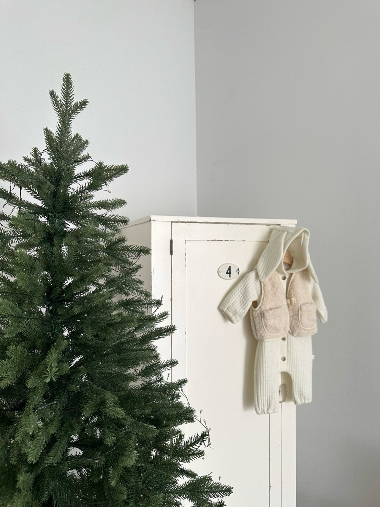 ［monbebe］Bunny knit suit