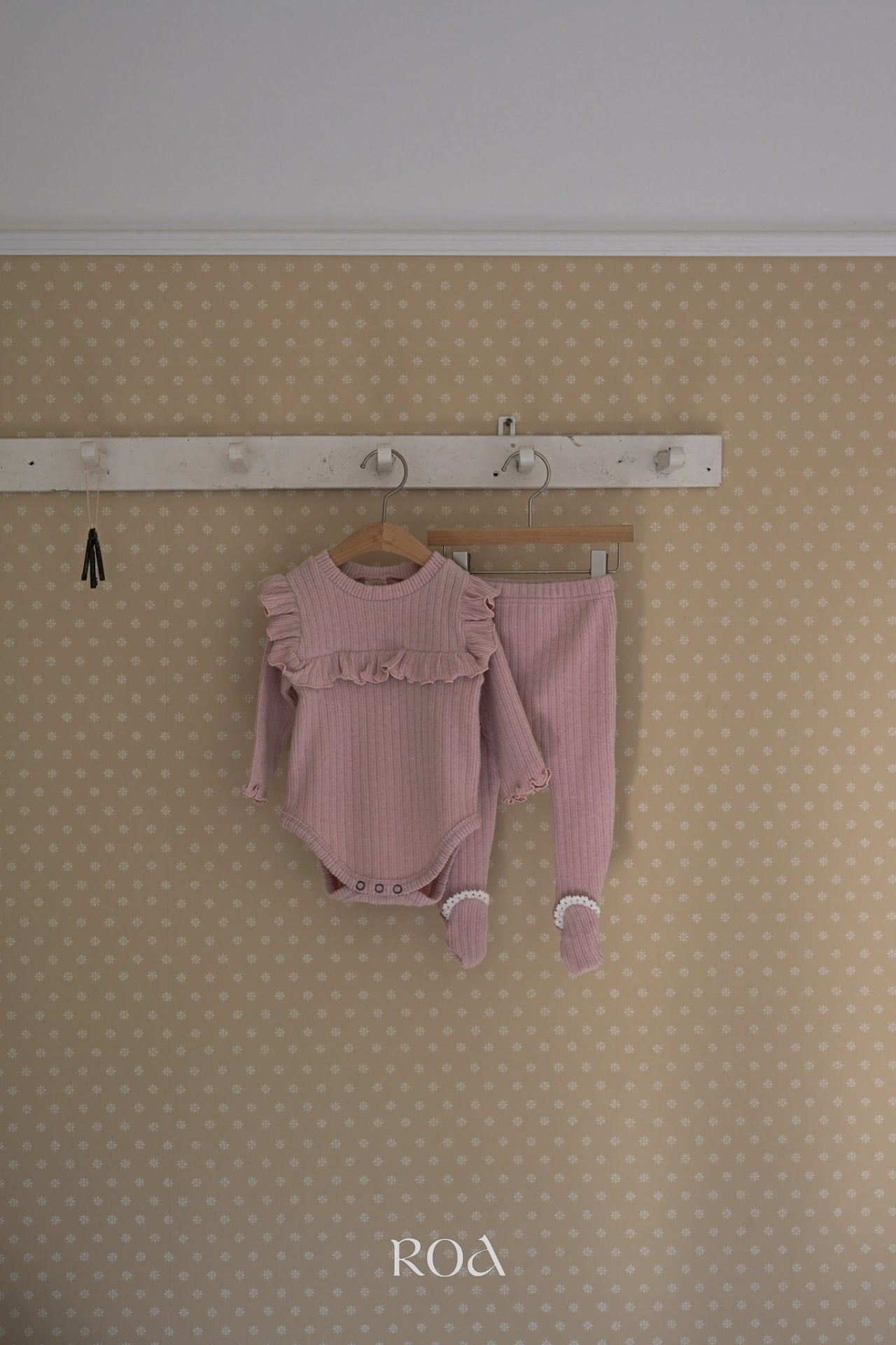 ［ROA］Frill rompers