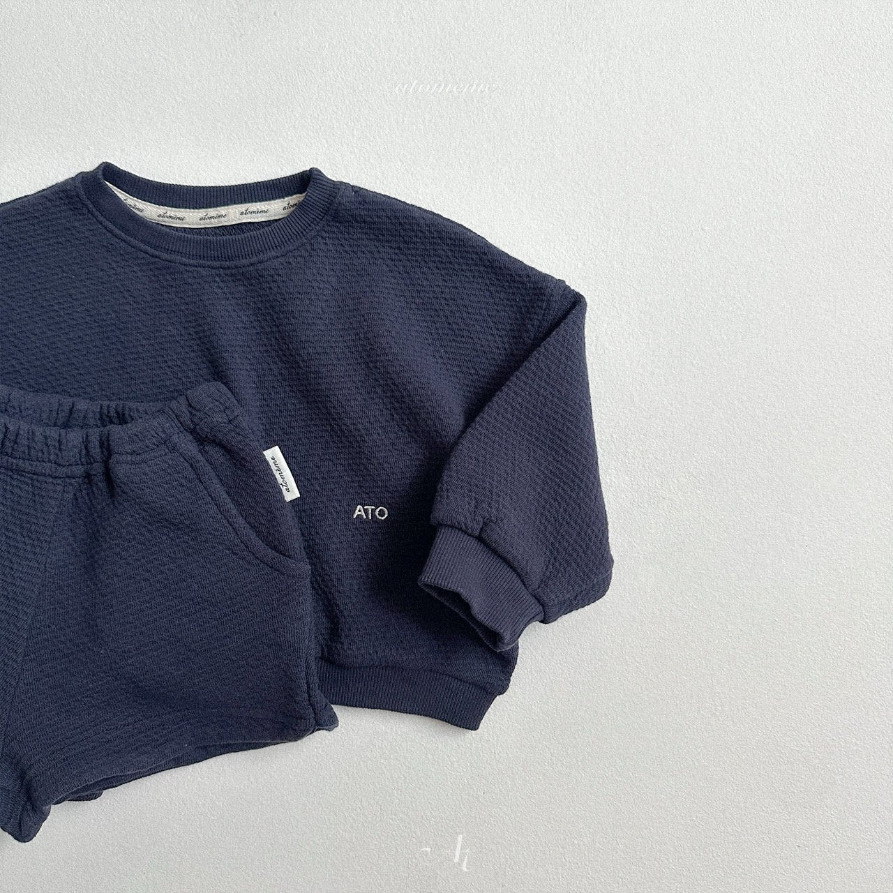 [atomeme] Minimal pants