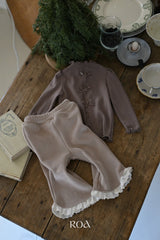 ［ROA］Frill flare pants