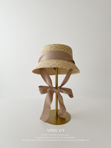 Color ribbon straw hat