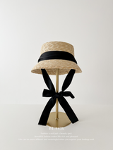 Color ribbon straw hat